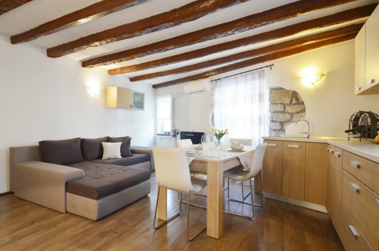 Apartment Eleni Rovinj Luaran gambar